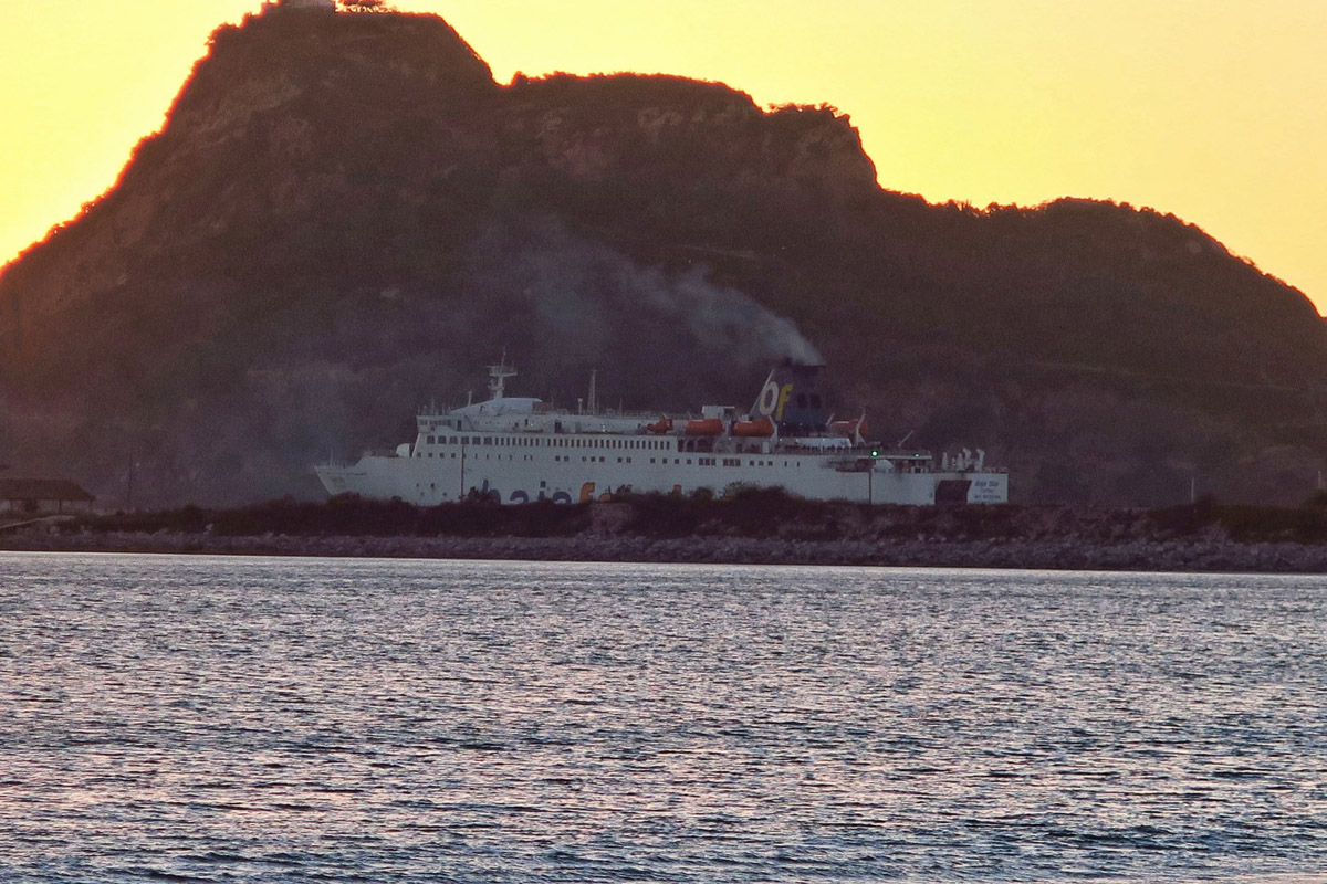 This is a zoomed view of the Baja Ferry from Contessa's beachside spot.